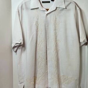 Cubavera Button Up Shirt Men's XL White Short Sleeve Gold Embroidered